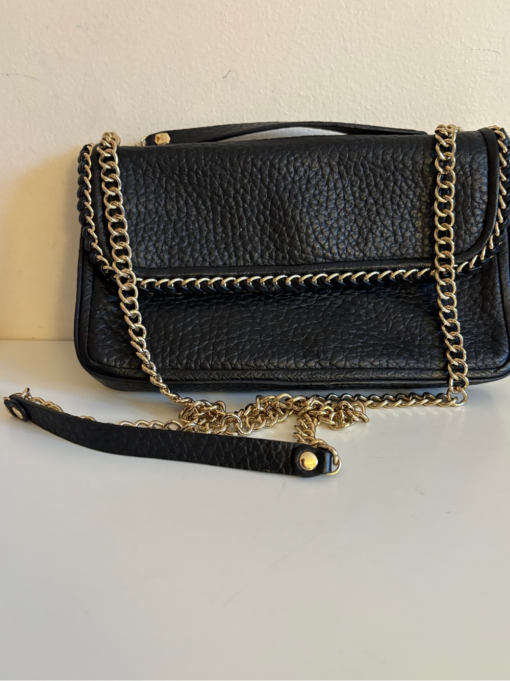 Henri bendel Classic Black Leather Chain-Trim Shoulder Bag - Picture 2 of 12